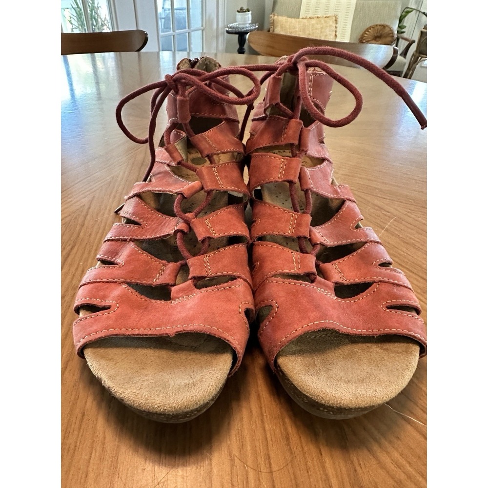 Earth Origins Shoes Women's Size 9M Red Leather Harley Gladiator Wedge Sandals